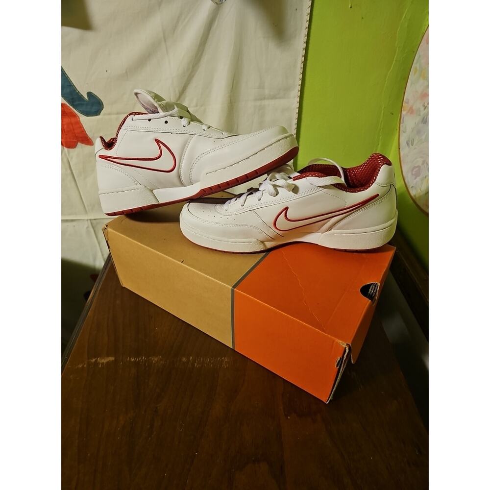 Nike WMNS Franchise Low Plus 310346-111 Rare Vintage Valentine’s Day 2001 Sz 9.5